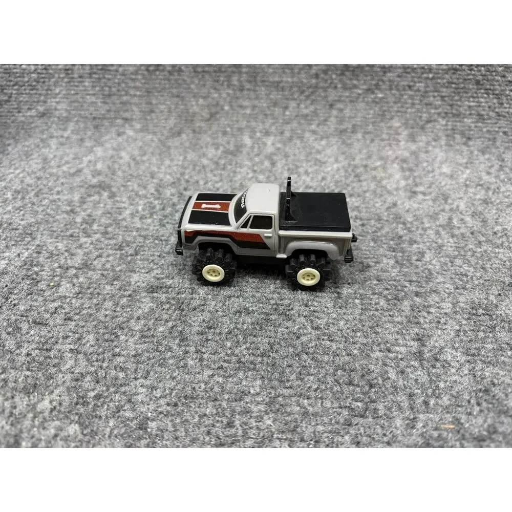 Vintage Stomper 4x4S Truck Schaper Taiwan Off Road Toy No Work - Picture 2 of 10